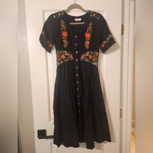 Roolee dress size small